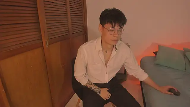 estmonnn online show from 29, 11, 2025