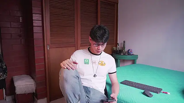 estmonnn online show from 28, 3, 2026