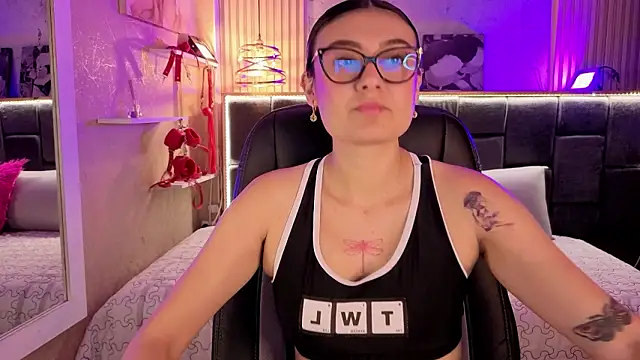 Im-Lola online show from 17, 3, 2026