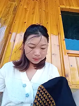 julybe online show from 26, 5, 2026