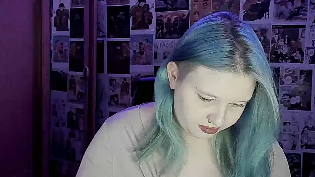 Snapshot of FoxPlayXX chatting on 13, 6, 2026 FoxPlayXX online show from 13, 6, 2026