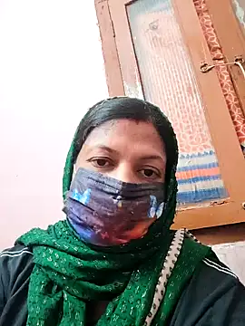 Snapshot of pujapujarrrr chatting on 29, 10, 2025 pujapujarrrr online show from 29, 10, 2025