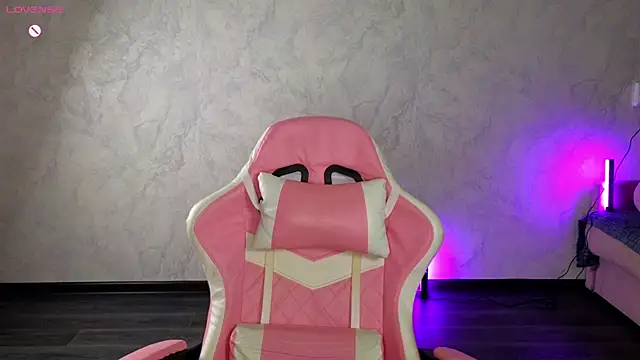 Lovelly molly1 online show from 4, 4, 2026