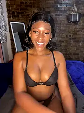 SP1CY MOMMY online show from 5, 11, 2025