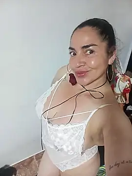 MaryRoze  online show from 23, 4, 2026