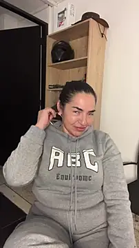 MaryRoze  online show from 28, 4, 2026