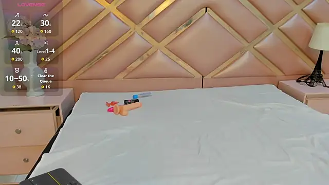 Snapshot of TiffanyBeckerr chatting on 14, 11, 2025 TiffanyBeckerr online show from 14, 11, 2025