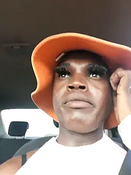 Lucile Carrie online show from 7, 3, 2026