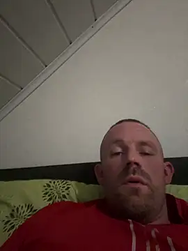 Snapshot of superbertok chatting on 4, 11, 2025 superbertok online show from 4, 11, 2025