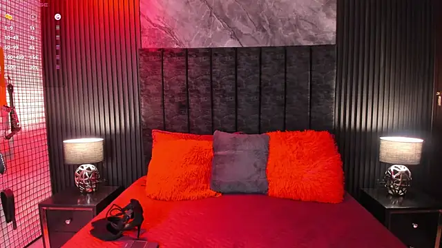 BDSM-DOLL online show from 4, 5, 2026