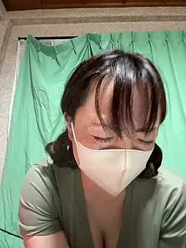 Snapshot of miu___mf chatting on 7, 1, 2026 miu mf online show from 7, 1, 2026