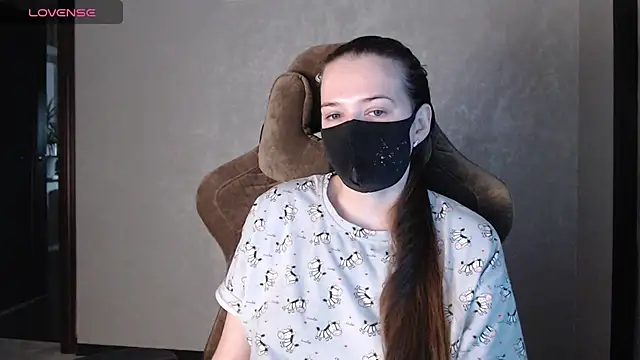 ZlatoslavaLo online show from 1, 12, 2025