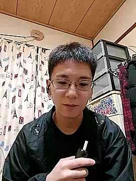 Snapshot of TERU_kun_jp chatting on 4, 12, 2025 TERU kun jp online show from 4, 12, 2025