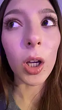 LilluKatten online show from 25, 4, 2026