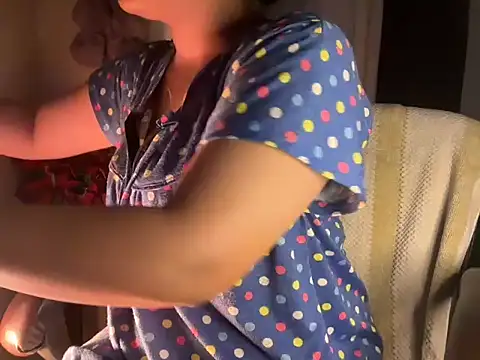 Snapshot of Shilpa_7 chatting on 20, 12, 2025 Shilpa 7 online show from 20, 12, 2025