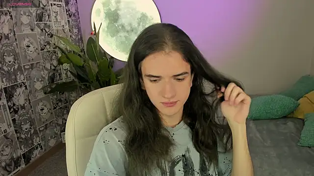 Snapshot of Harvey_Hair chatting on 27, 11, 2025 Harvey Hair online show from 27, 11, 2025