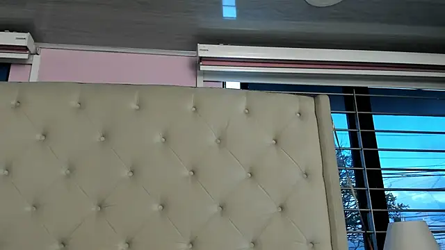 scarlett leblanc  online show from 30, 7, 2026