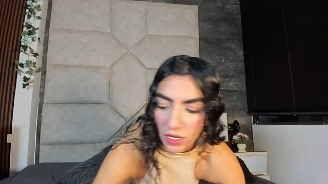 Liia Leens online show from 7, 2, 2026