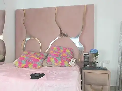 xayaht online show from 28, 11, 2025