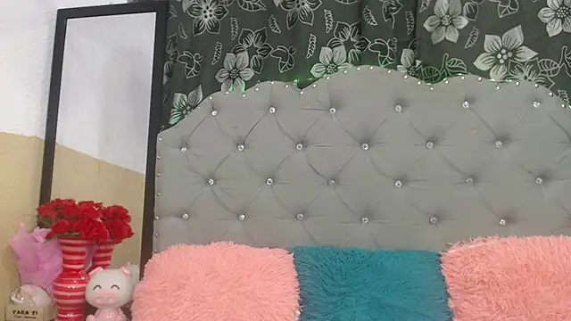 valentinavega18x online show from 12, 1, 2026