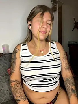 Snapshot of Crystall_15 chatting on 16, 1, 2026 Crystall 15 online show from 16, 1, 2026