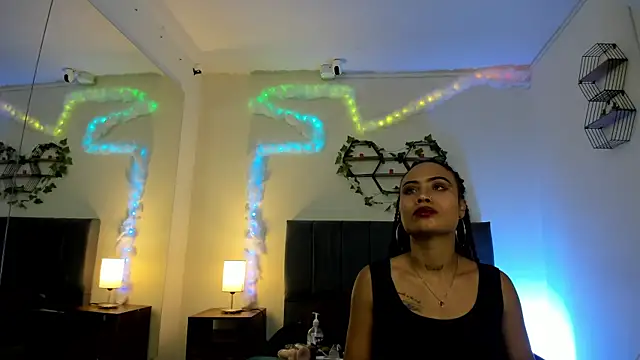 Lucerop  online show from 28, 4, 2026