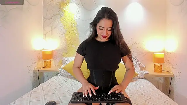 Staarhot online show from 16, 12, 2025