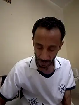 walide100000 online show from 10, 4, 2026