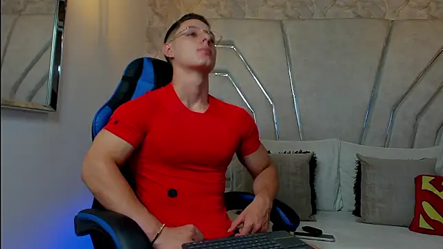 MAXTHOMSON online show from 17, 3, 2026