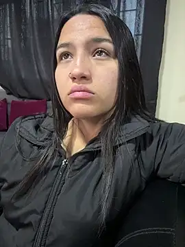 Samantha firee online show from 27, 4, 2026