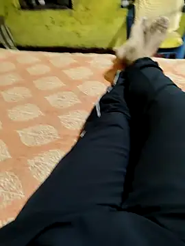 Snapshot of Your_lover_real chatting on 5, 11, 2025 Your lover real online show from 5, 11, 2025