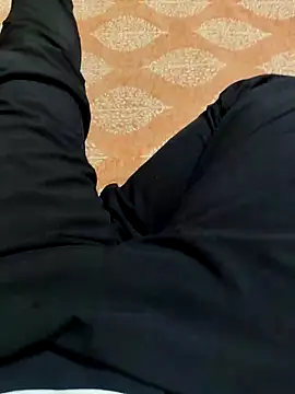 Snapshot of Your_lover_real chatting on 7, 11, 2025 Your lover real online show from 7, 11, 2025