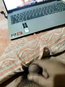 Snapshot of Your_lover_real chatting on 12, 11, 2025 Your lover real online show from 12, 11, 2025