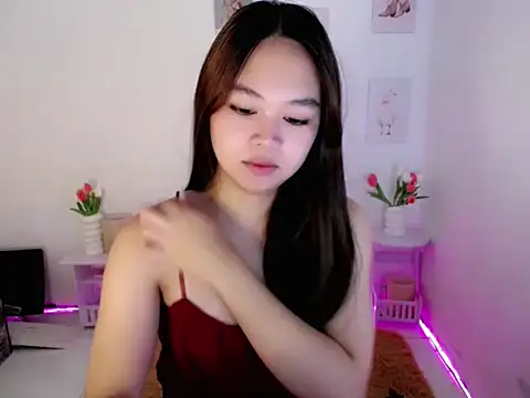 lustfullakim online show from 28, 7, 2026