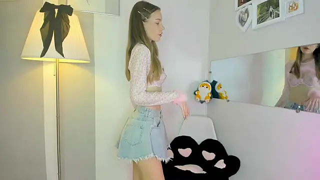 DianaBBurn online show from 8, 11, 2025