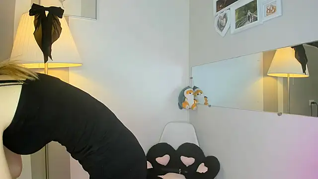 DianaBBurn online show from 30, 11, 2025