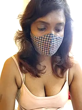 Snapshot of Queen-dhivya chatting on 22, 12, 2025 Queen-dhivya online show from 22, 12, 2025