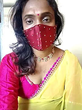 Snapshot of Queen-dhivya chatting on 3, 3, 2026 Queen-dhivya online show from 3, 3, 2026