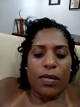 Maliaebonyfetish online show from 13, 1, 2026