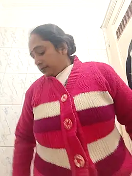 Snapshot of Hot-Sana2 chatting on 5, 12, 2025 Hot-Sana2 online show from 5, 12, 2025