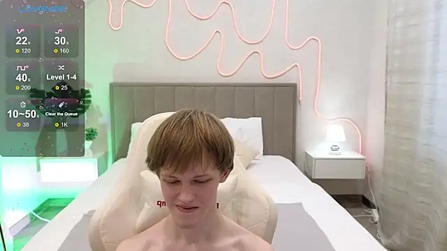 Snapshot of Fakeangel87 chatting on 9, 11, 2025 Fakeangel87 online show from 9, 11, 2025