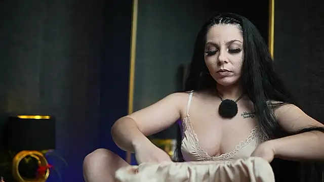 GiaEasyIce online show from 25, 2, 2026