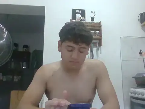 Myboy0020 online show from 21, 12, 2025