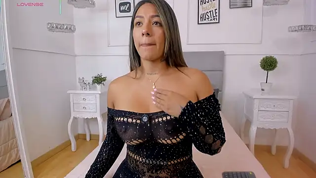 Snapshot of _Hanna_Williams_ chatting on 5, 1, 2026 Hanna Williams online show from 5, 1, 2026