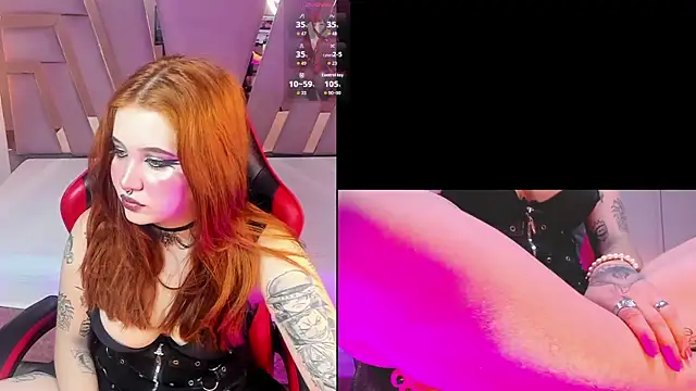 Snapshot of FiorellaRicci_ chatting on 29, 11, 2025 FiorellaRicci online show from 29, 11, 2025