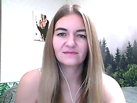 Snapshot of CandyOLimeX chatting on 5, 11, 2025 CandyOLimeX online show from 5, 11, 2025