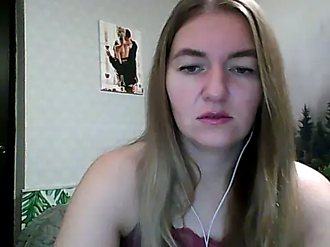 Snapshot of CandyOLimeX chatting on 10, 11, 2025 CandyOLimeX online show from 10, 11, 2025