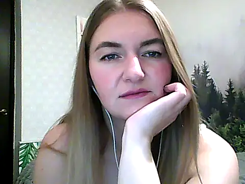 Snapshot of CandyOLimeX chatting on 14, 11, 2025 CandyOLimeX online show from 14, 11, 2025