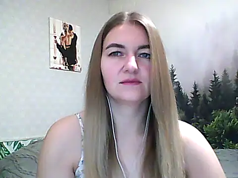 Snapshot of CandyOLimeX chatting on 15, 11, 2025 CandyOLimeX online show from 15, 11, 2025