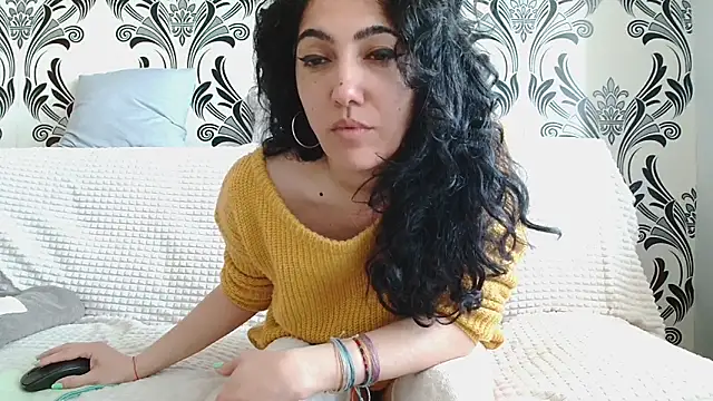 CharmingPearl online show from 25, 4, 2026